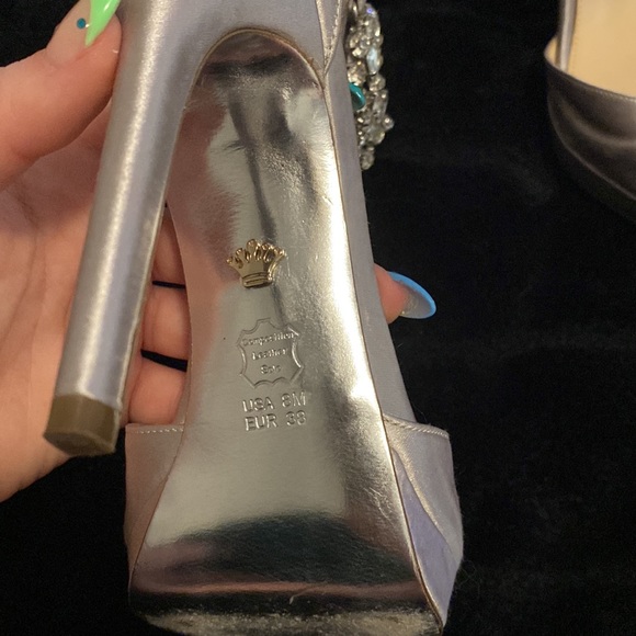 Silver, stiletto sparkle heels - Picture 4 of 4